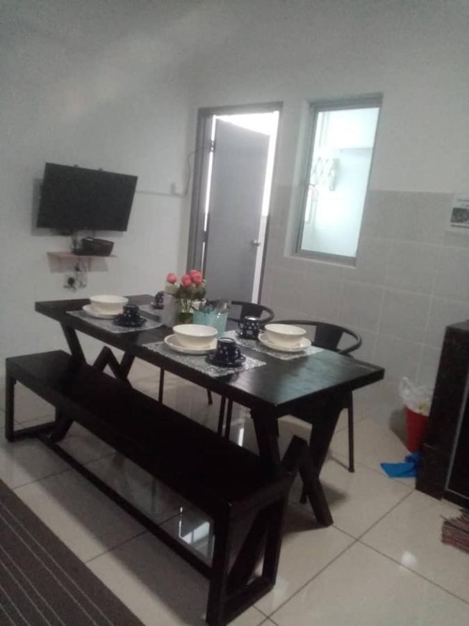 Aliff Residences 艾麗軒 Johor Bahru Esterno foto