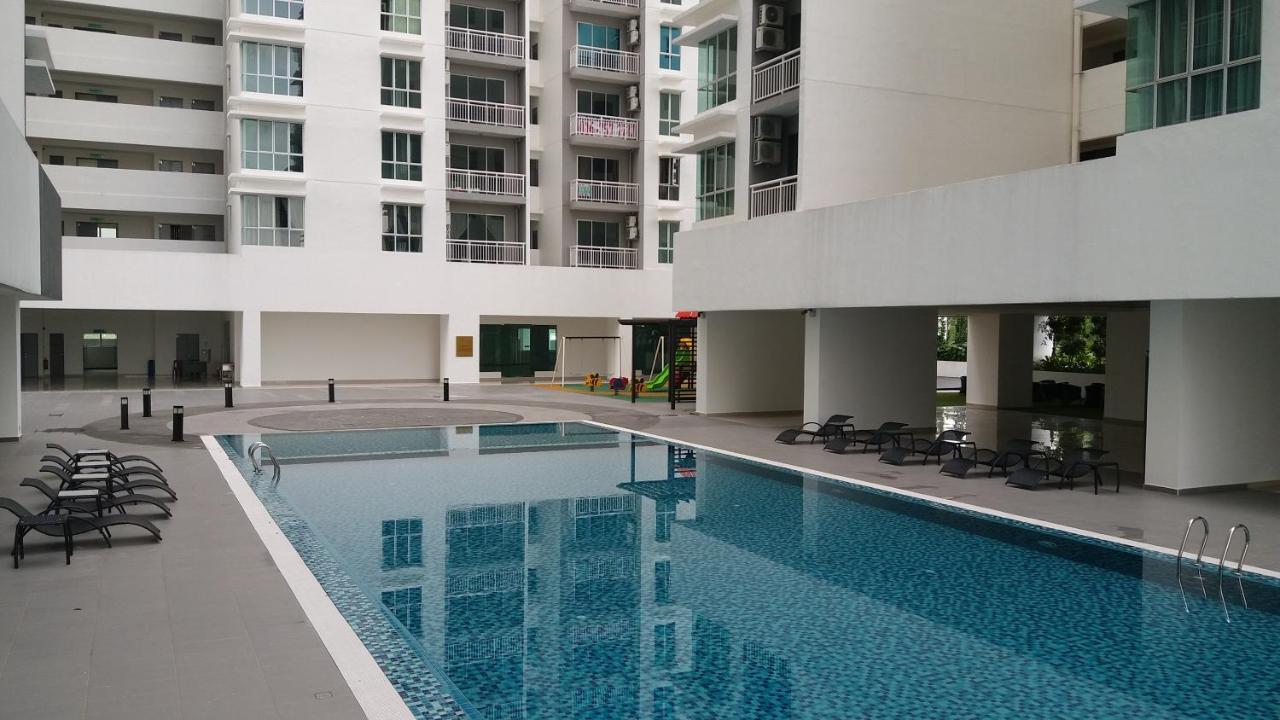 Aliff Residences 艾麗軒 Johor Bahru Esterno foto